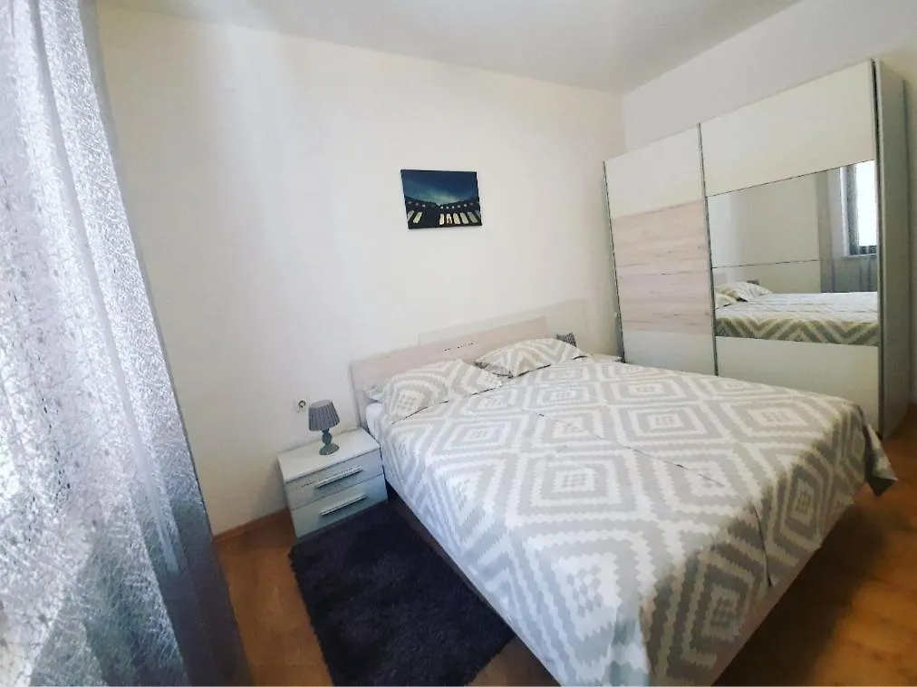 Apartment Nena Near The City Center With Free Parking بولا كرواتيا